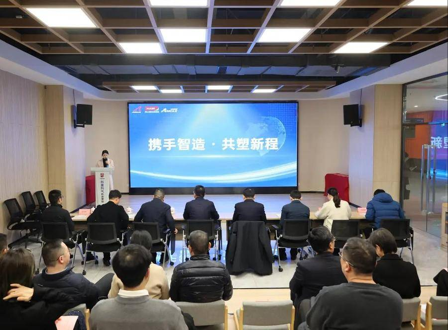 JN江南全站浙江企业蜀山求“智”